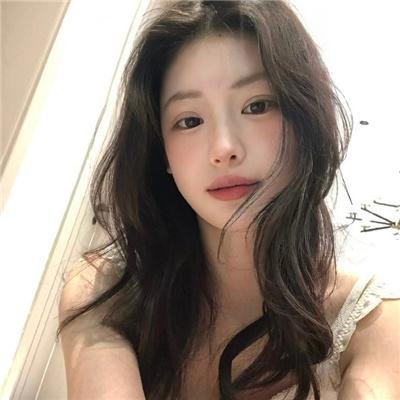 纸板屋女孩